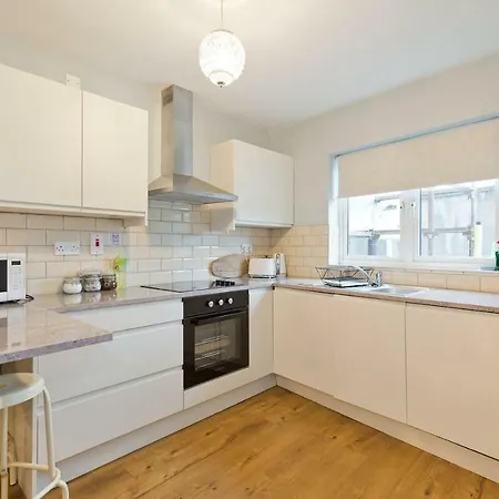 Сasa de vacaciones Holiday House At Heuston Station With Parking *