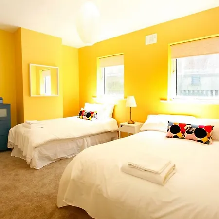 Holiday House At Heuston Station With Parking *