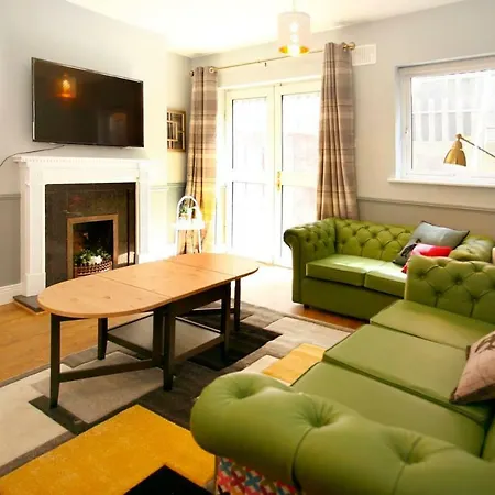 Holiday House At Heuston Station With Parking