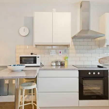 Holiday House At Heuston Station With Parking * 都柏林