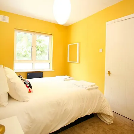 Holiday House At Heuston Station With Parking Vakantiehuis Dublin