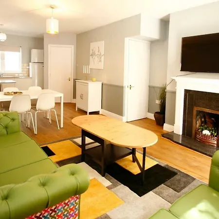 Holiday House At Heuston Station With Parking * Дублин