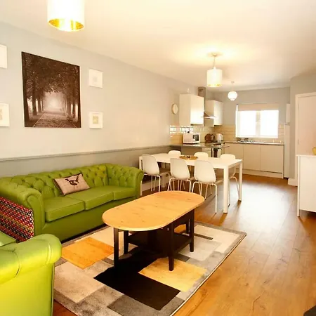 Дом отдыха Holiday House At Heuston Station With Parking