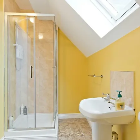 Holiday House At Heuston Station With Parking *